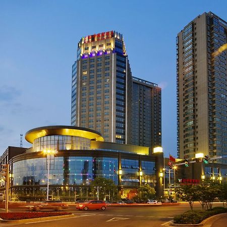 Merryland Traders Hotel Changshu Ngoại thất bức ảnh