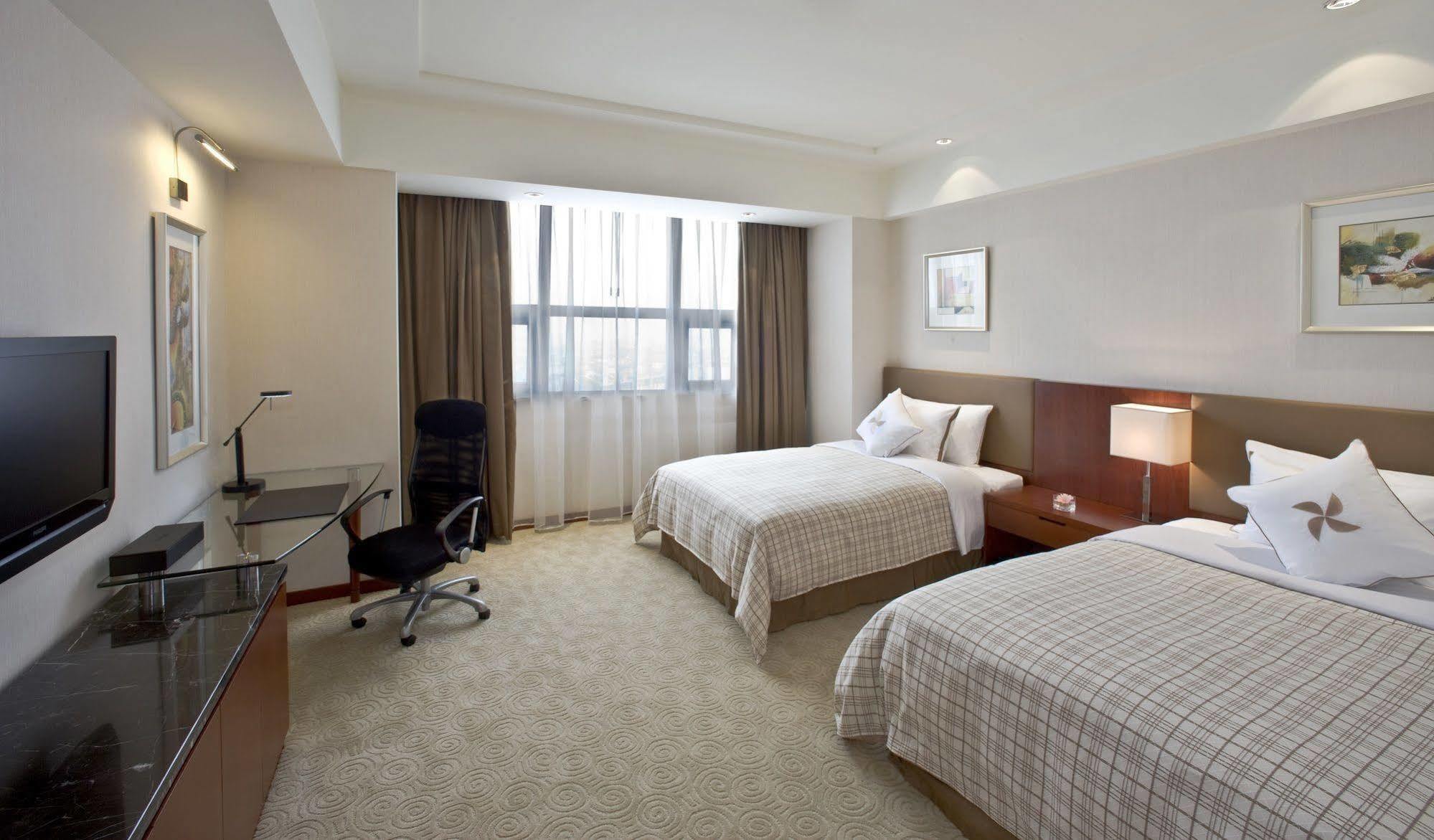 Merryland Traders Hotel Changshu Ngoại thất bức ảnh